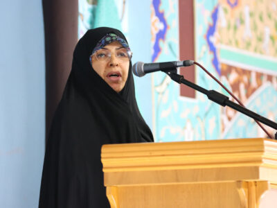 مردم پایبند آرمان‌های انقلاب‌اند و مسئولان باید پاسخگو باشند