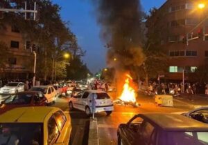 ایجاد ترافیک و مزاحمت، تضییع حقوق شهروندان است