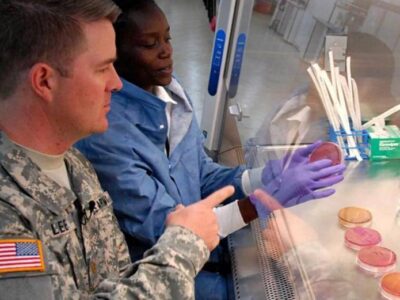 افزایش اجرای برنامه‌های پزشکی و زیستی آمریکا  در آفریقا