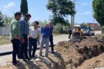 آغاز نوسازی ۱۴۰۰ متر از شبکه آب اوکسر؛ ۲۰۰ خانوار بهرهمند میشوند