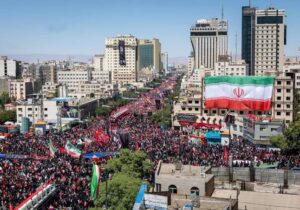 حضور مقامات ۳۸ کشور در مراسم تشییع رهبر شهید انقلاب