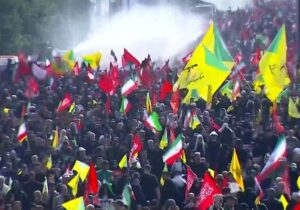 جمعیت عظیم تشییع‌کنندگان رهبر شهید انقلاب در تهران از نگاه رویترز