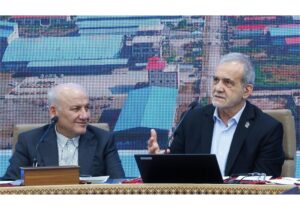 دولتها میروند، اما آنچه با رفتن قدرت نمیرود، شرافت است